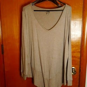 Como vintage beige v neck long sleeve top